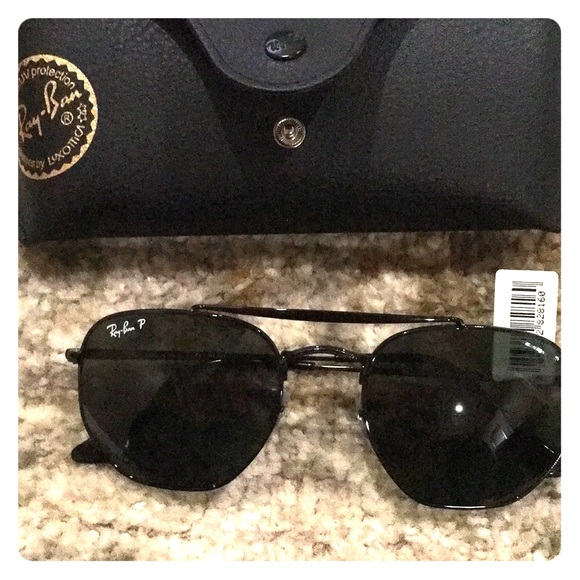 Ray-Ban Accessories - NWT Authentic Ray-Ban Polarized sunglasses